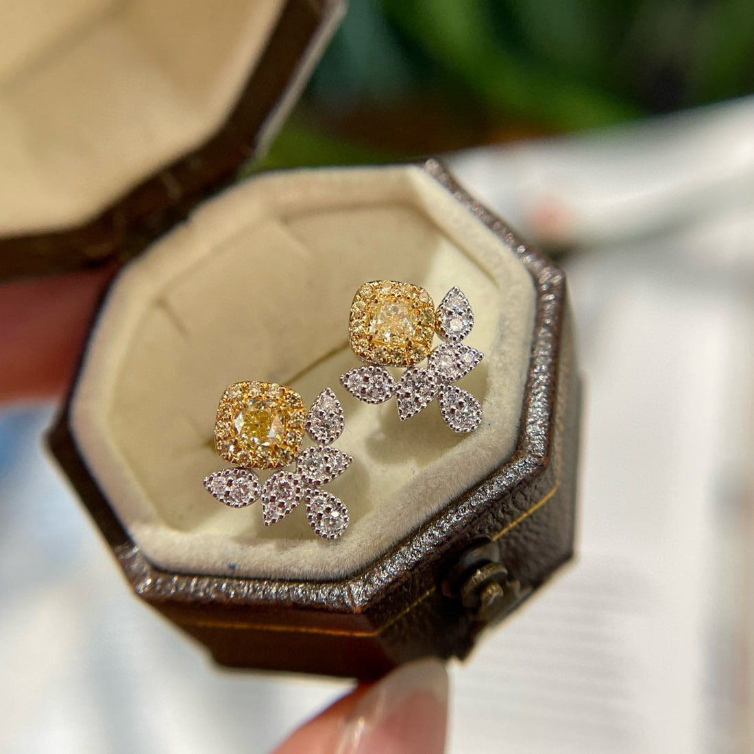 14k Gold 0.48 Ct Natural Color Diamond Earrings - 5