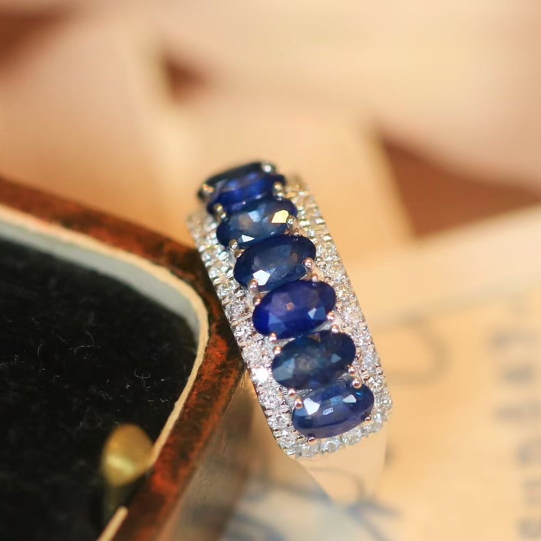 14k Gold 2.92 Ctw Natural Sapphire & Diamond Ring: Ref:231036143 // gold content:14k gold // ring size:7. 25us // // main gemstone:sapphire // shape:oval // carat weight:2. 50ct // color:blue // treatment:natural // // adjacent gemstone 2 : diamond