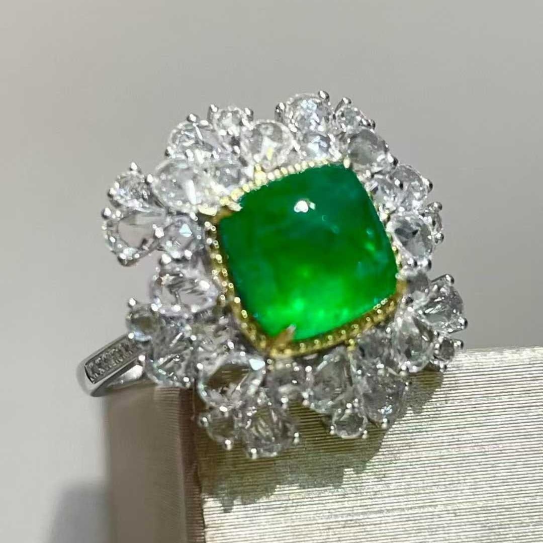 14k Gold 2.35 Ct Vivid Green Natural Emerald & Diamond & Sapphire Ring - 3