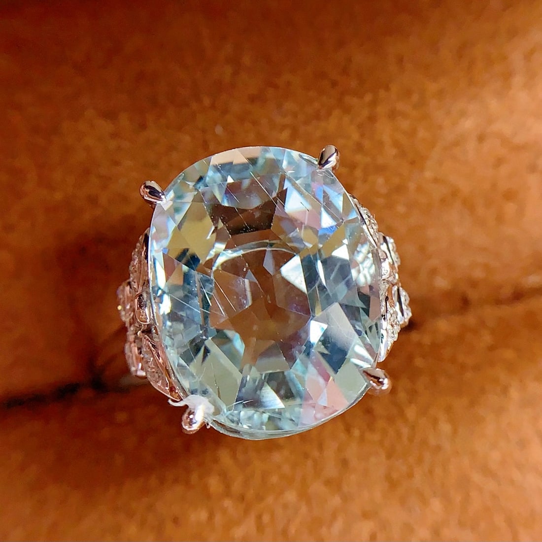 14k Gold 9.6 Ct Natural Aquamarine & Diamond Ring - 2