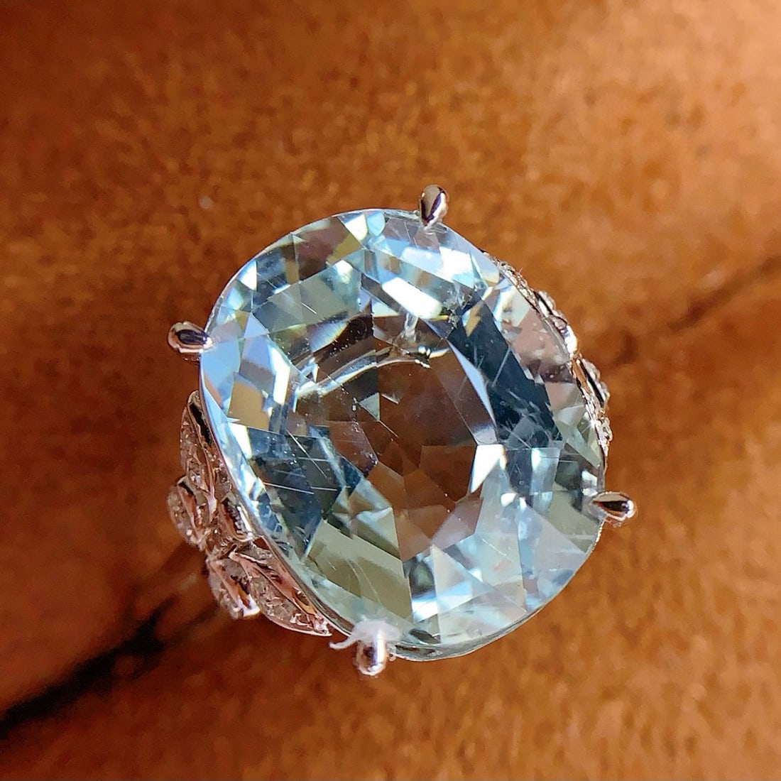14k Gold 9.6 Ct Natural Aquamarine & Diamond Ring - 4
