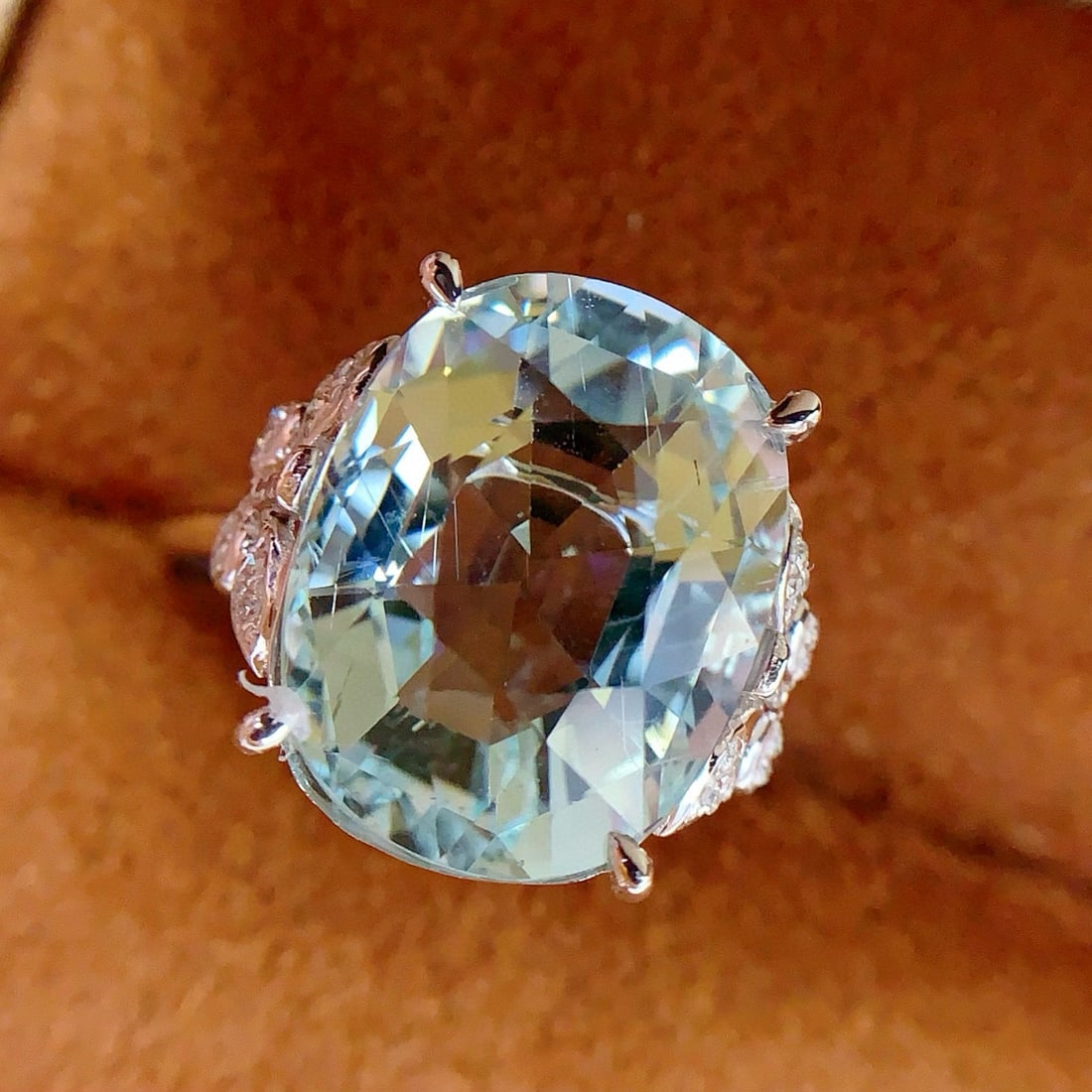 14k Gold 9.6 Ct Natural Aquamarine & Diamond Ring - 5