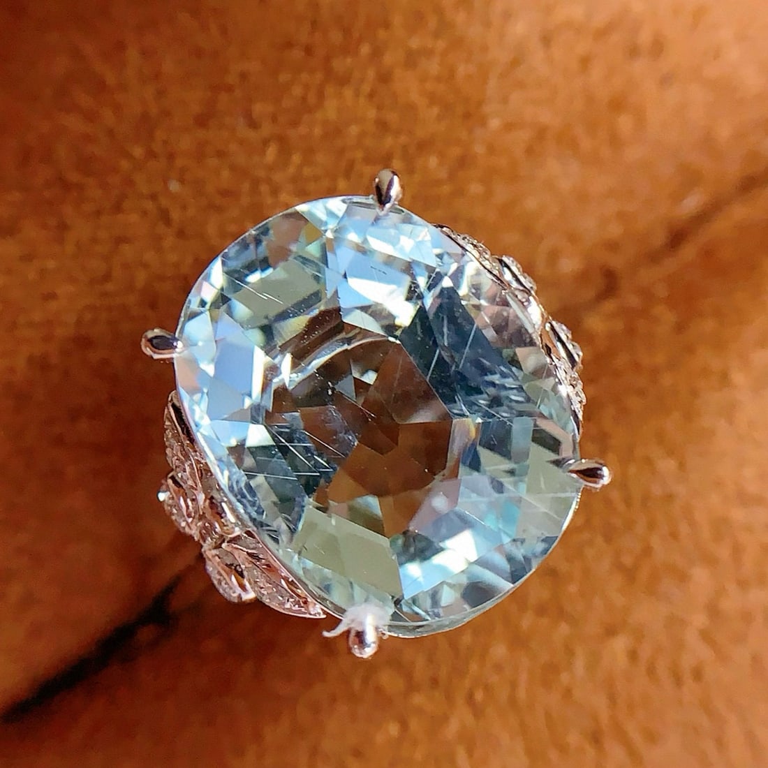 14k Gold 9.6 Ct Natural Aquamarine & Diamond Ring - 6