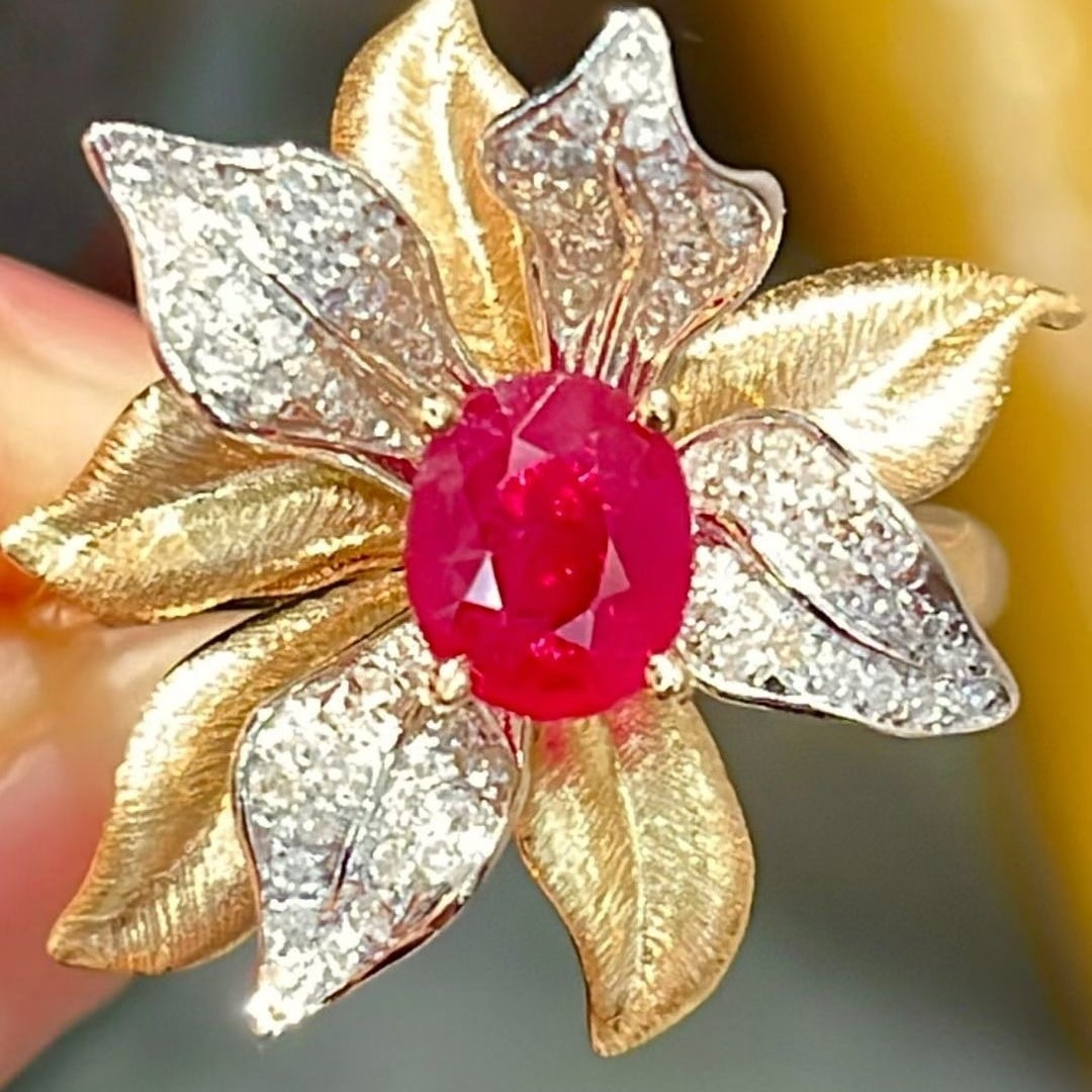 14k Gold 0.88 Ct Natural Ruby & Diamond Ring - 4