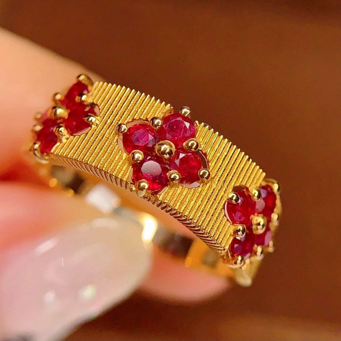 14k Gold 1.2 Ct Natural Ruby Ring - 5