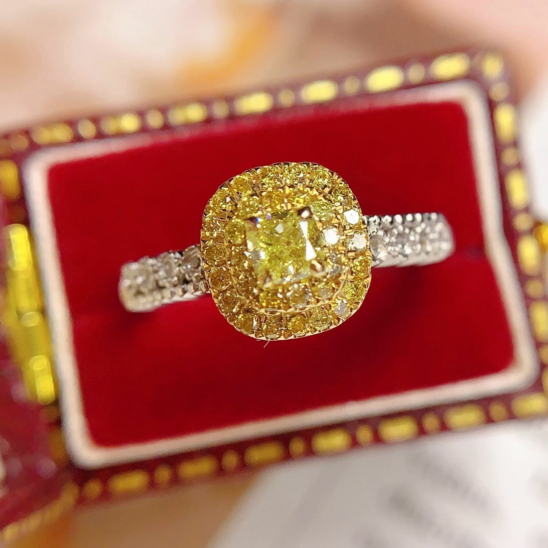14k Gold 0.45 Ct Natural Yellow Diamond & Diamond Ring: Ref:231036216 // gold content:14k gold // ring size:7. 25us // // main gemstone:yellow diamond // shape:cushion // carat weight:0. 45ct // color:yellow // treatment:natural // // adjacent gemstone 2