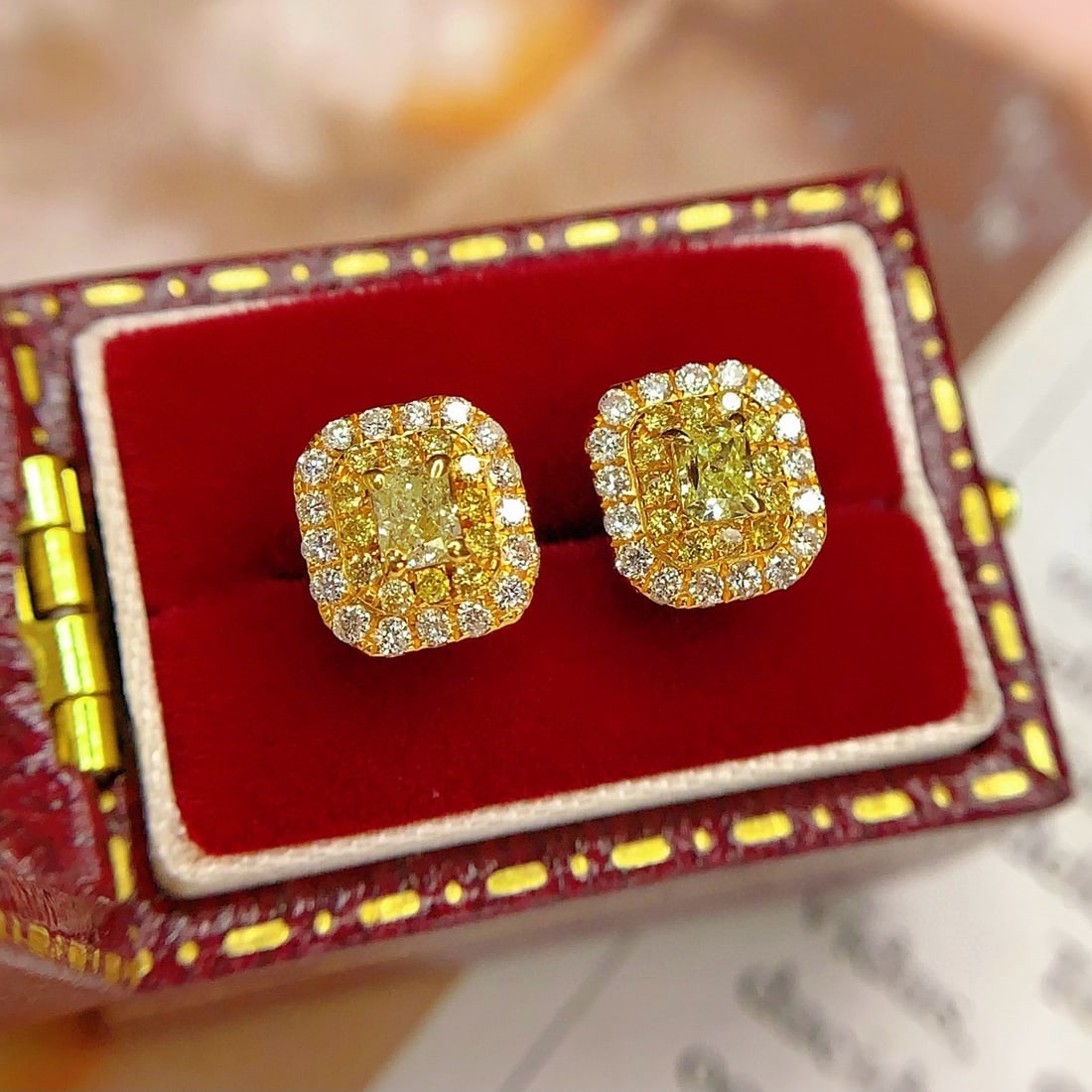 14k Gold 0.45 Ct Natural Yellow Diamond & Diamond Earrings - 4