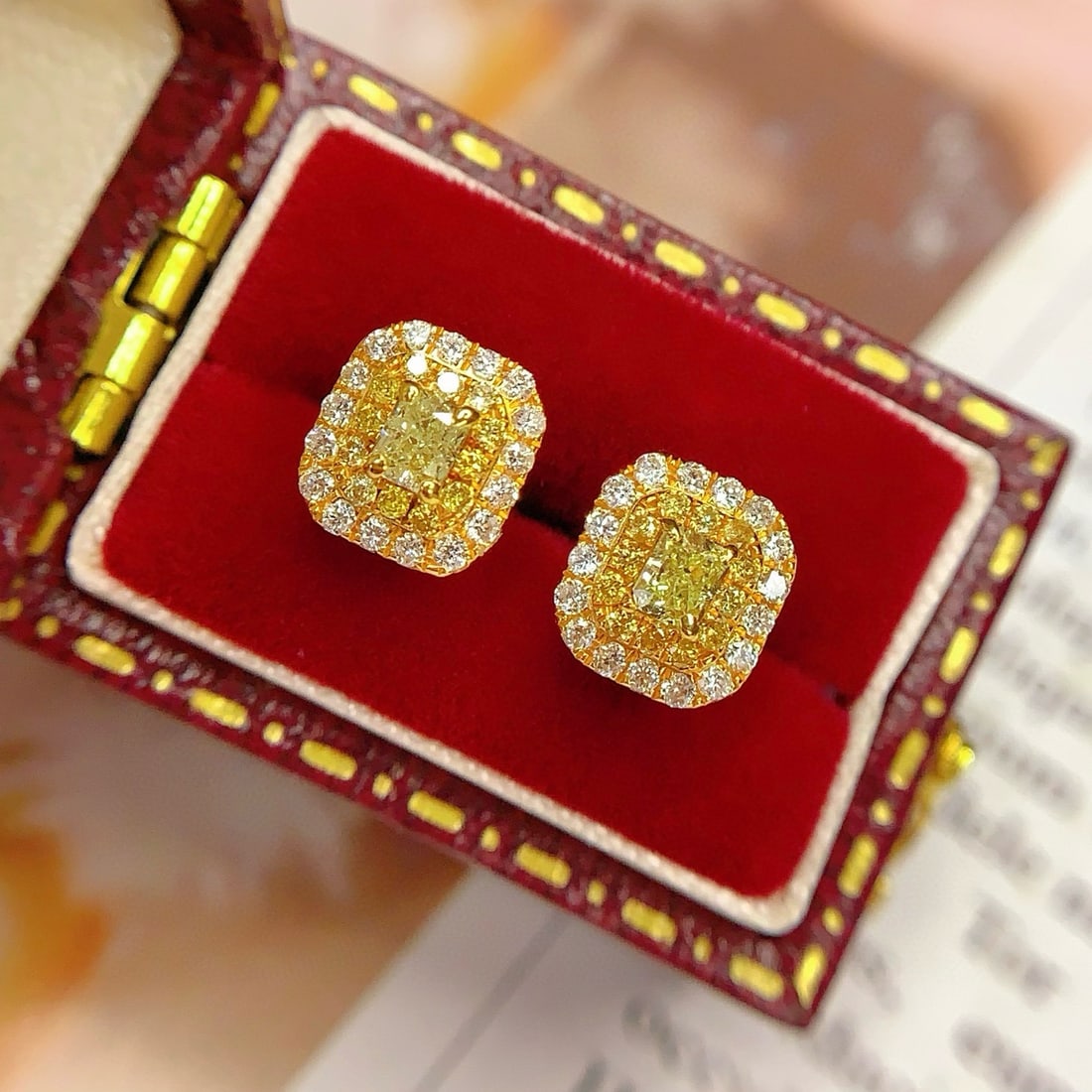 14k Gold 0.45 Ct Natural Yellow Diamond & Diamond Earrings - 6