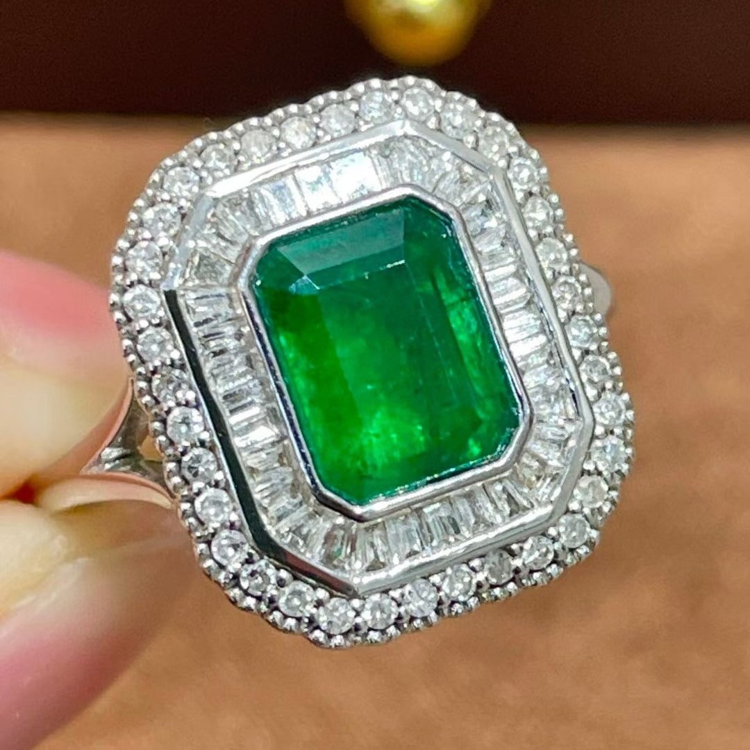 14k Gold 1.5 Ct Vivid Green Natural Emerald & Diamond Ring (1 of 7)