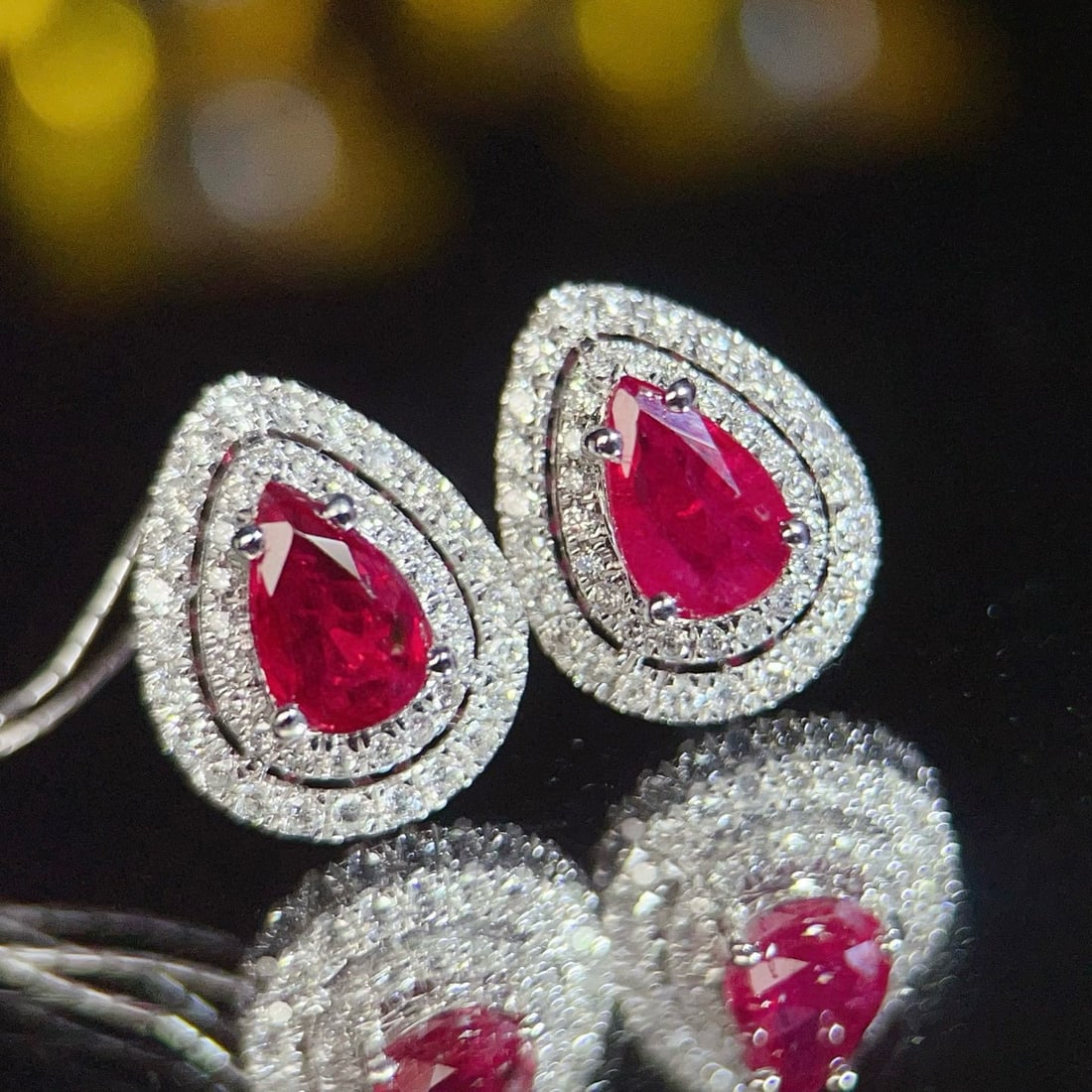 14k Gold 0.88 Ct Natural Ruby & Diamond Earrings - 3