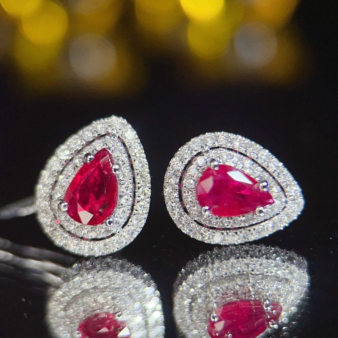 14k Gold 0.88 Ct Natural Ruby & Diamond Earrings - 4