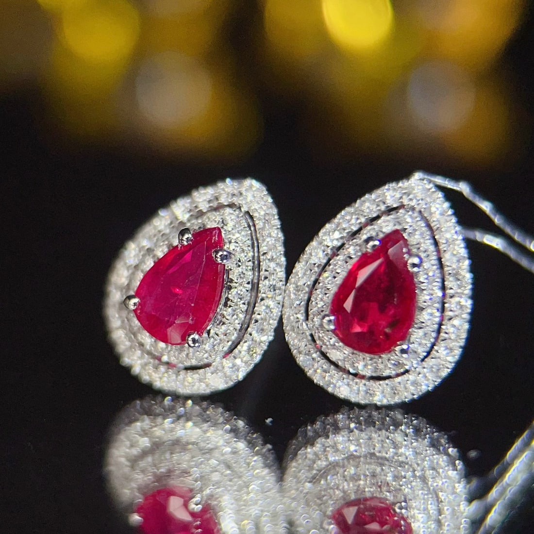 14k Gold 0.88 Ct Natural Ruby & Diamond Earrings - 5
