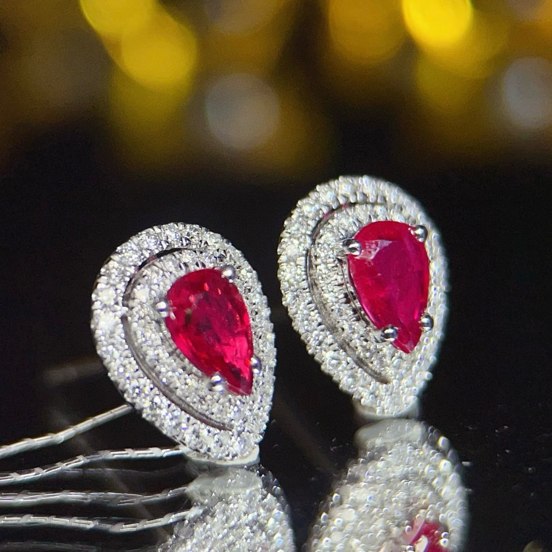 14k Gold 0.88 Ct Natural Ruby & Diamond Earrings - 6