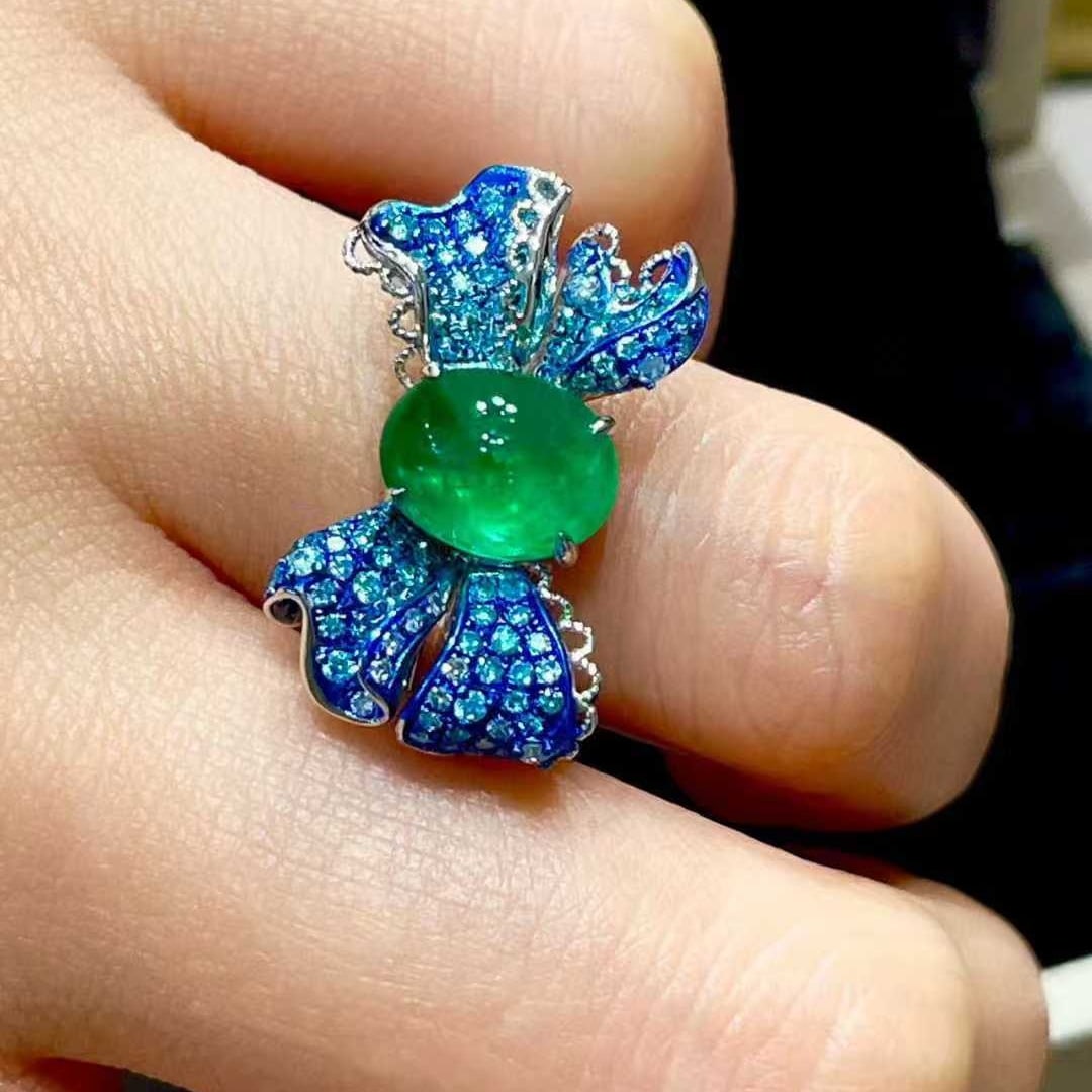 14k Gold 2 Ct Vivid Green Natural Emerald & Diamond Ring - 6