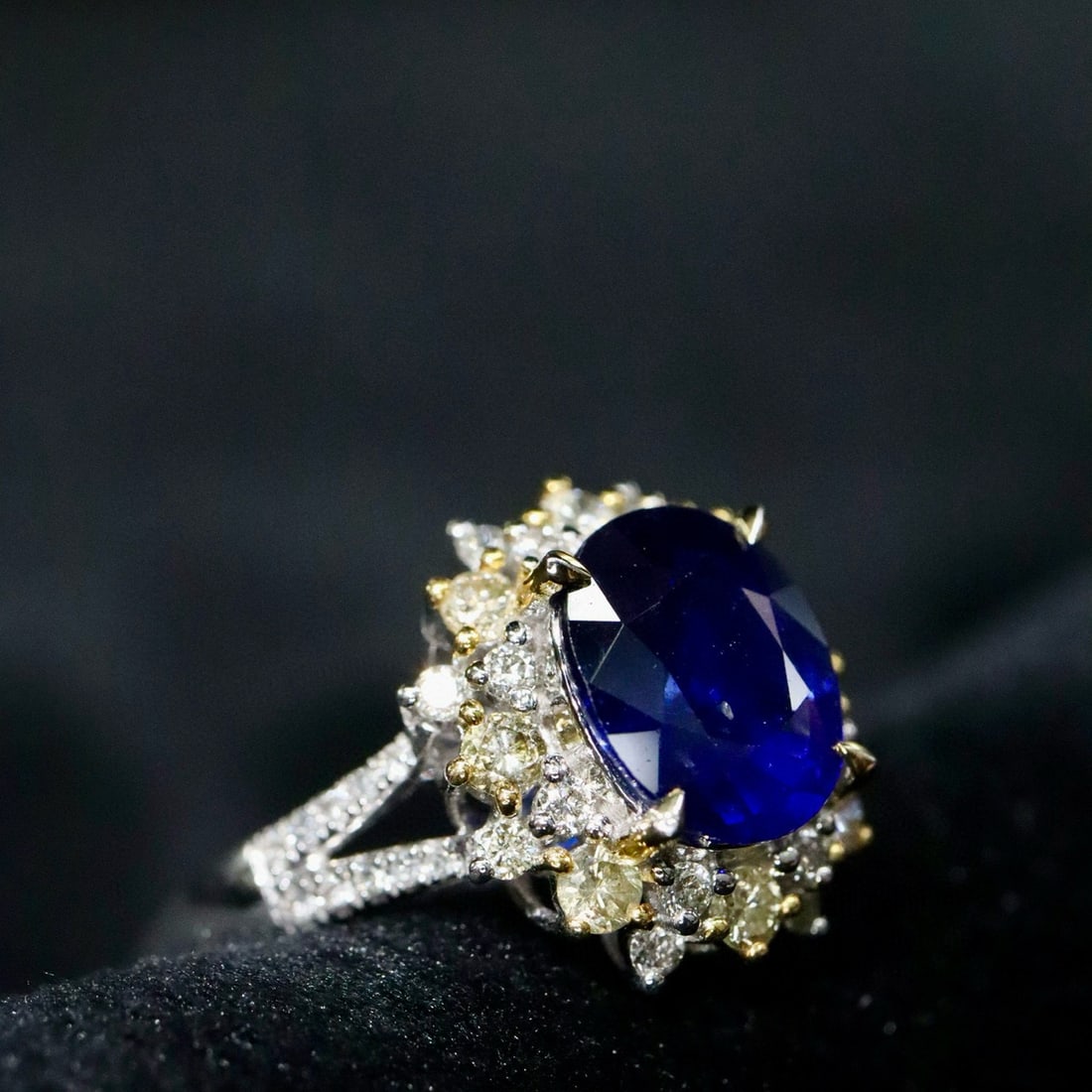 14k Gold 2.61 Ctw Natural Sapphire & Diamond Ring - 2