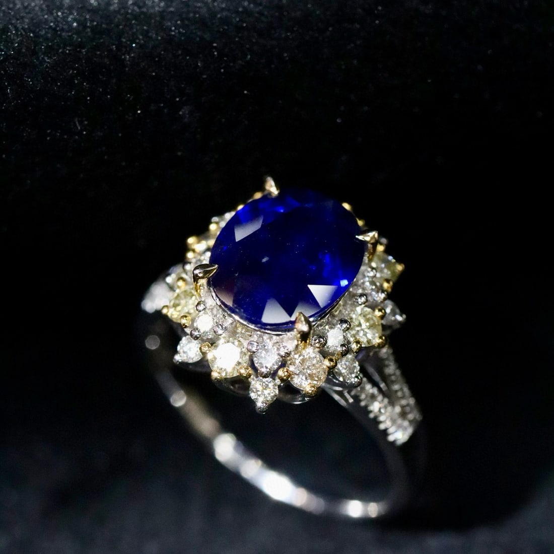 14k Gold 2.61 Ctw Natural Sapphire & Diamond Ring - 3