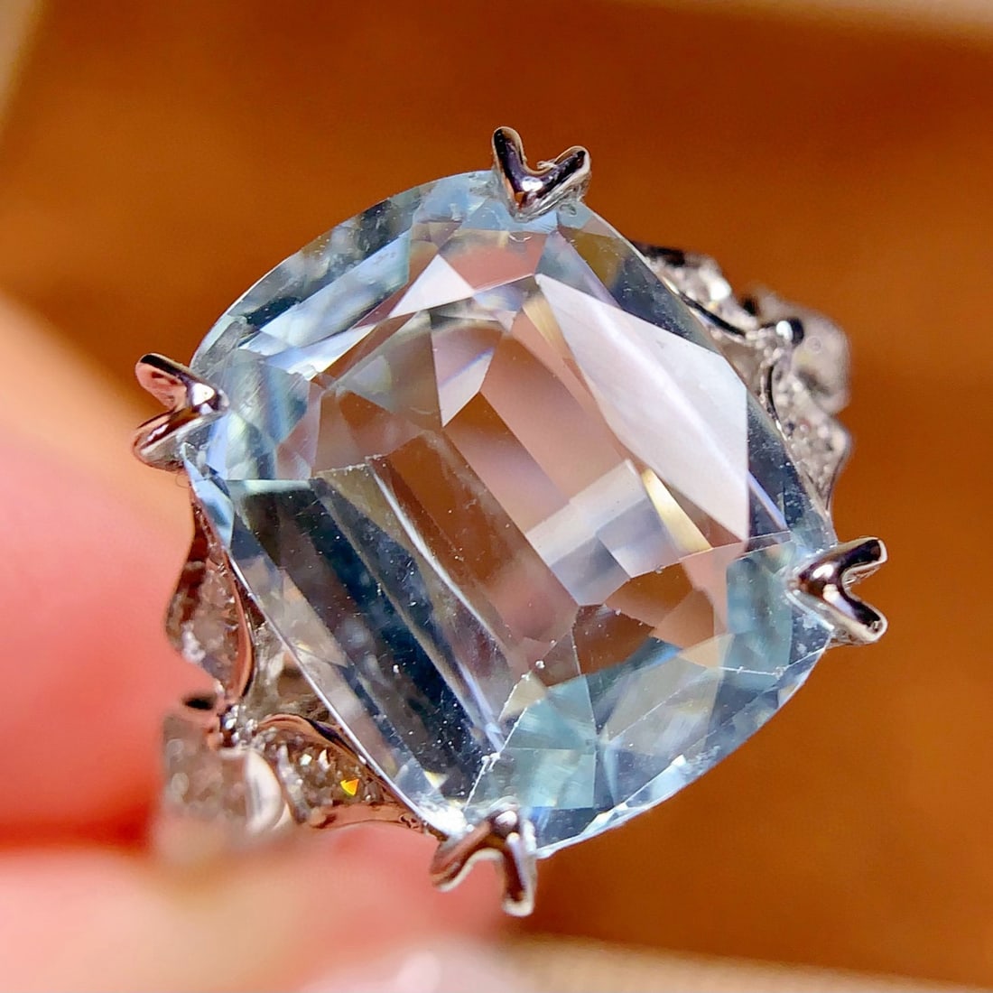 14k Gold 6.6 Ct Natural Aquamarine & Diamond Ring - 6