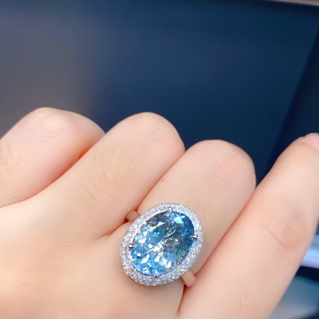14k Gold 5.16 Ctw Natural Aquamarine & Diamond Ring - 2