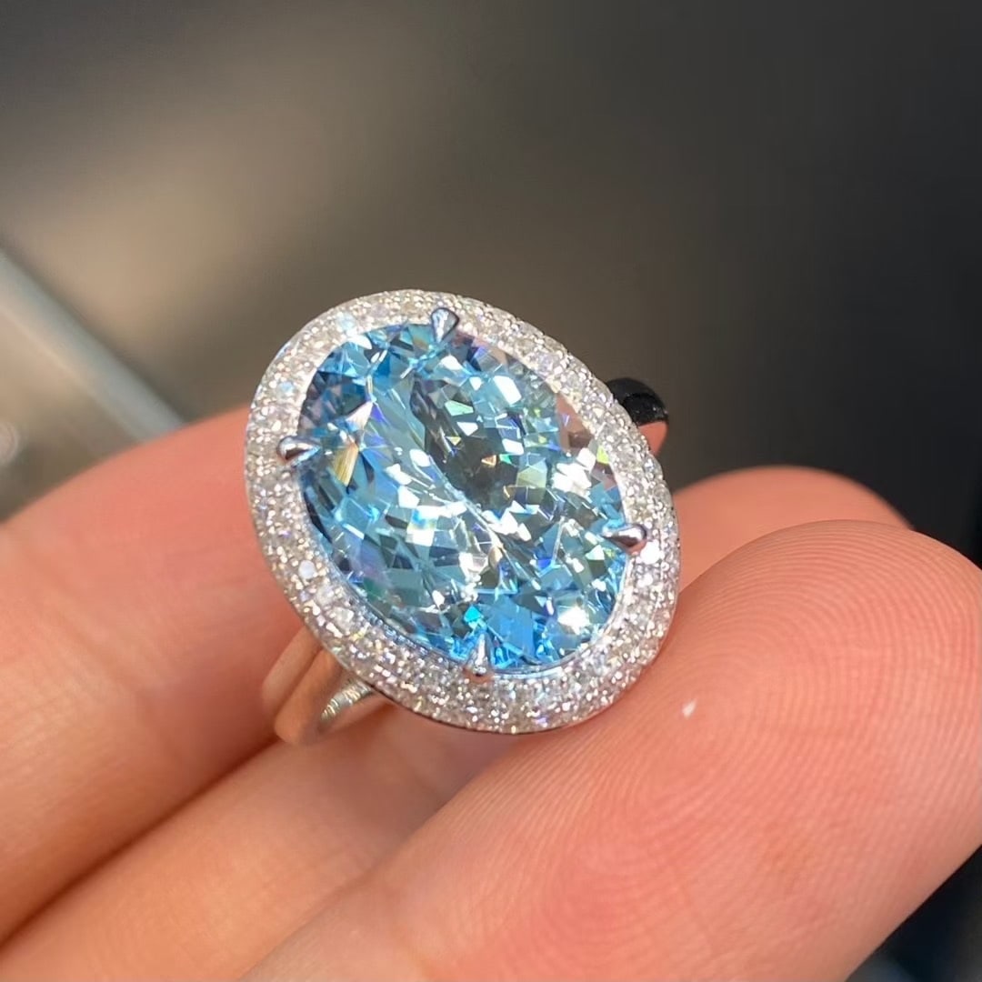 14k Gold 5.16 Ctw Natural Aquamarine & Diamond Ring - 4