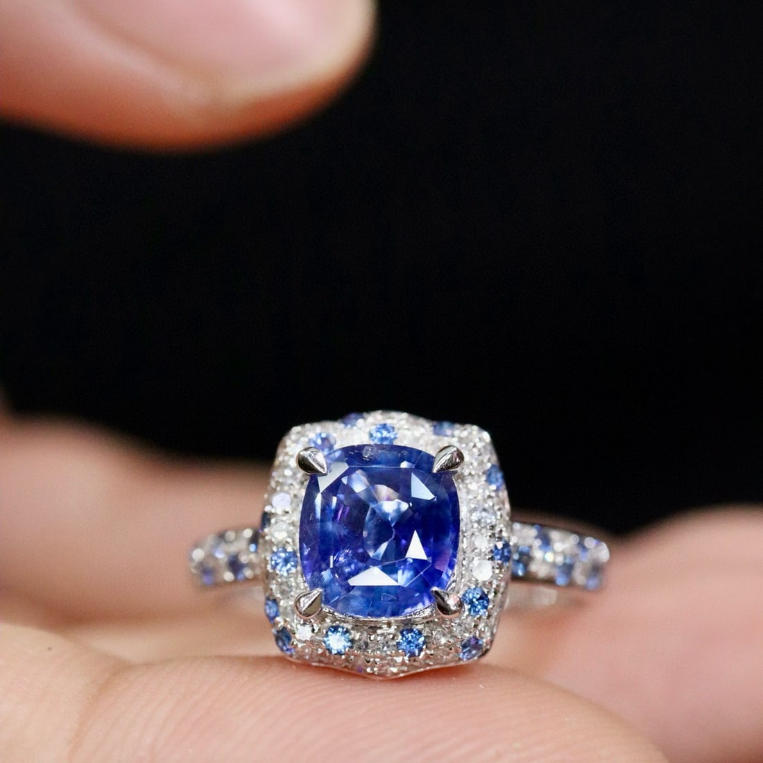 14k Gold 1.79 Ctw Natural Sapphire & Diamond Ring: Ref:231036266 // gold content:14k gold // ring size:7. 25us // // main gemstone:sapphire // shape:cushion // carat weight:1. 54ct // color:blue // treatment:natural // // adjacent gemstone 2 :