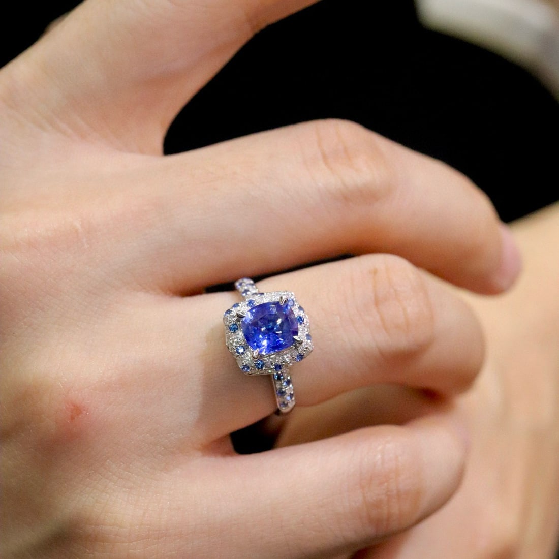 14k Gold 1.79 Ctw Natural Sapphire & Diamond Ring - 5