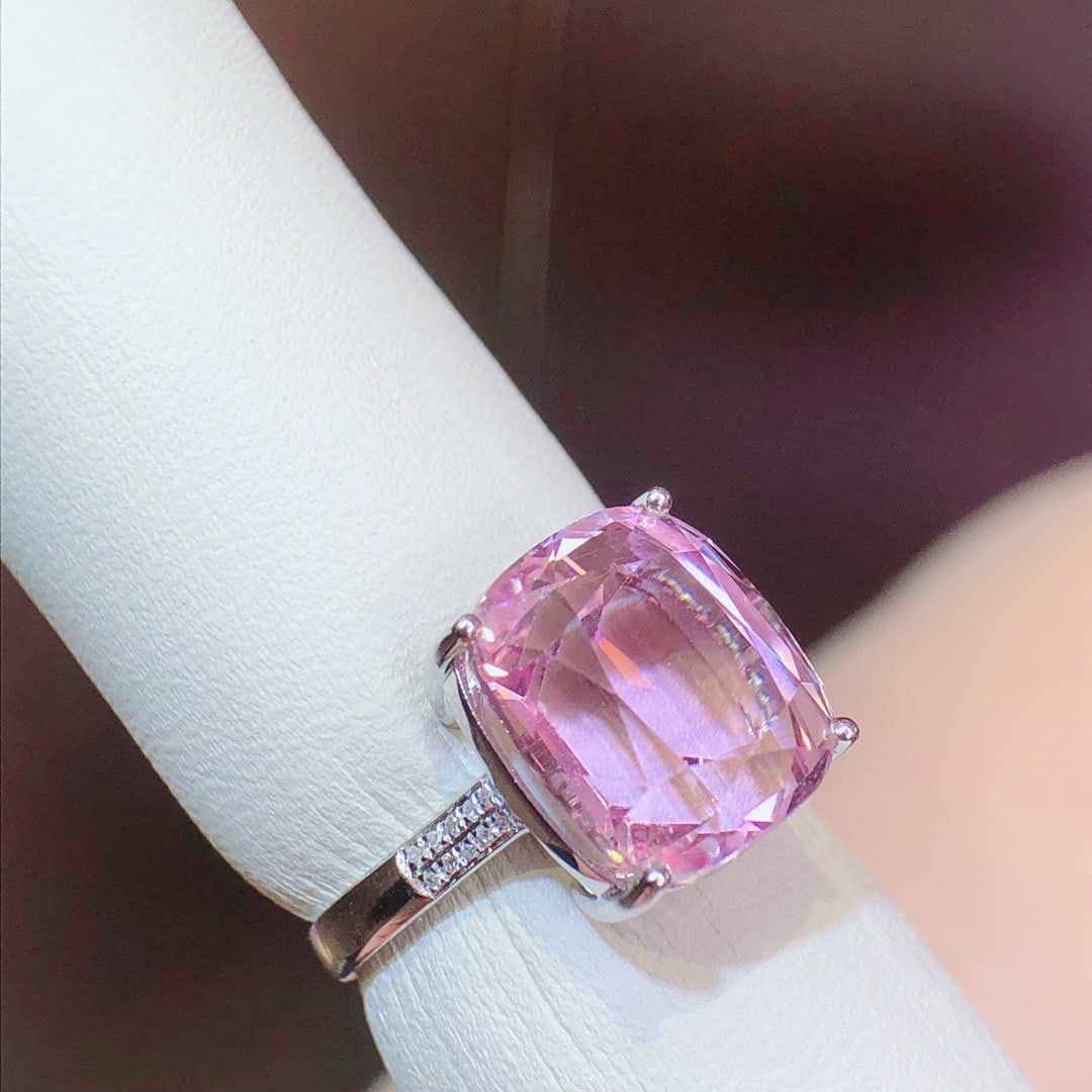 14k Gold 10.65 Ct Natural Kunzite & Diamond Ring - 5