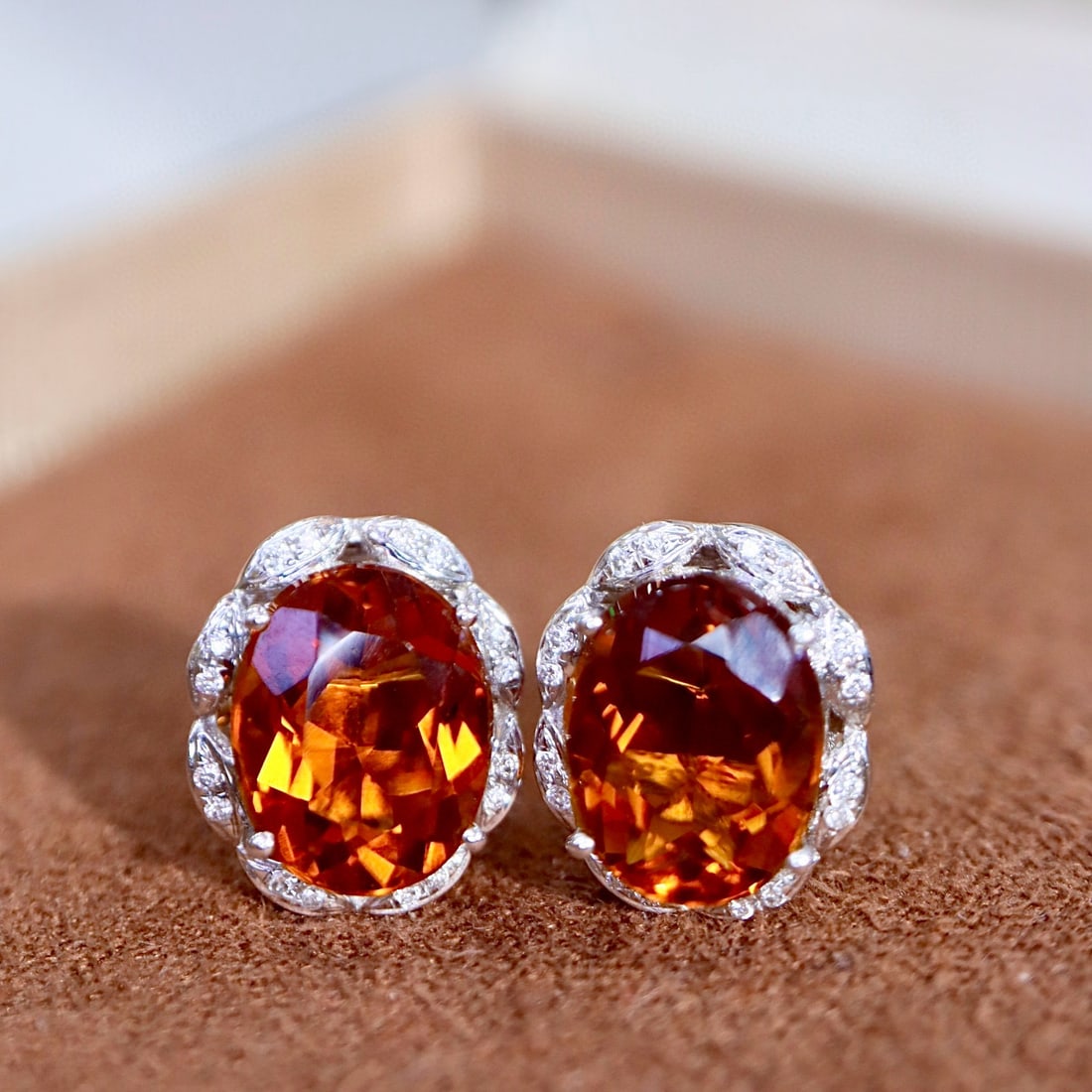 14k Gold 3.78 Ctw Natural Citrine & Diamond Earrings - 4