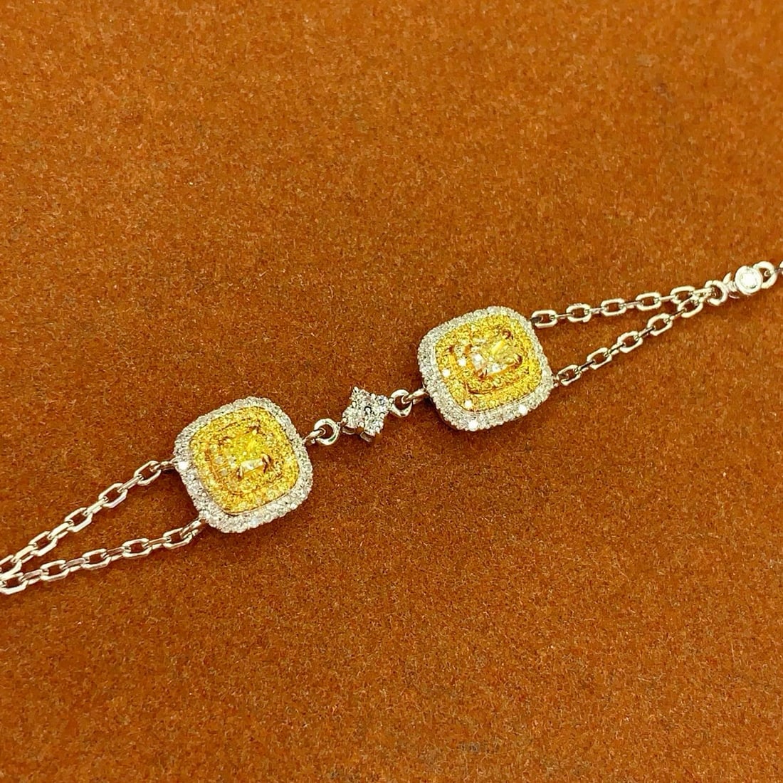 14k Gold 0.75 Ct Natural Yellow Diamond & Diamond Bracelet - 5