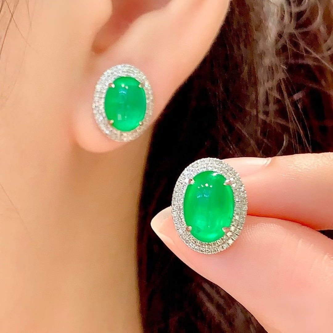 14k Gold 4.5 Ct Vivid Green Natural Emerald & Diamond Earrings - 5