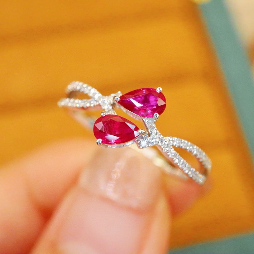 14k Gold 0.69 Ctw Natural Ruby & Diamond Ring - 5