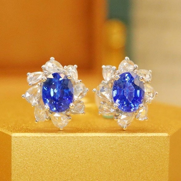 14k Gold 1.60 Ctw Natural Sapphire & Diamond Earrings - 3