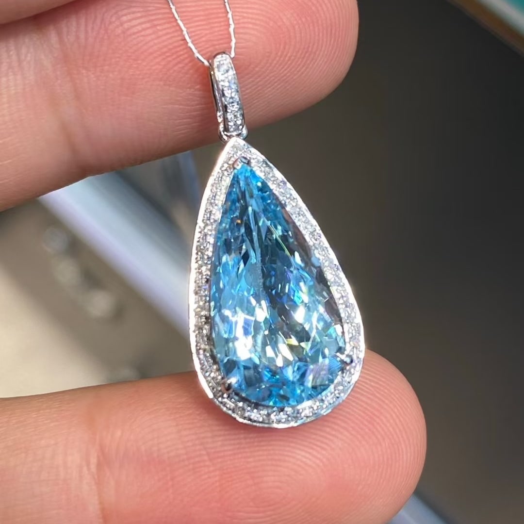 14k Gold 4.78 Ctw Natural Aquamarine & Diamond Pendant( Without Chain ) (1 of 4)