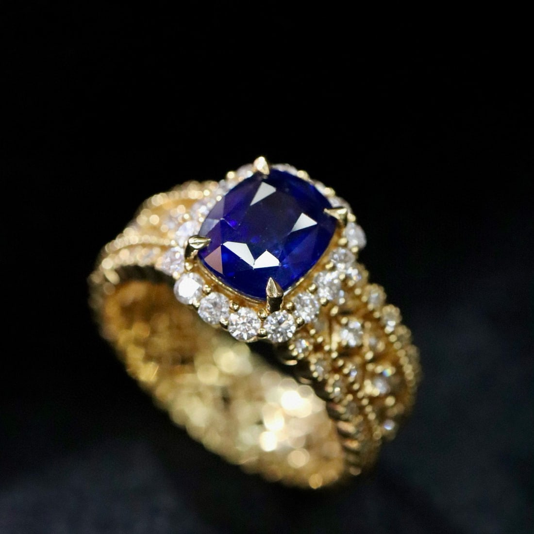 14k Gold 2.65 Ctw Natural Sapphire & Diamond Ring (1 of 7)