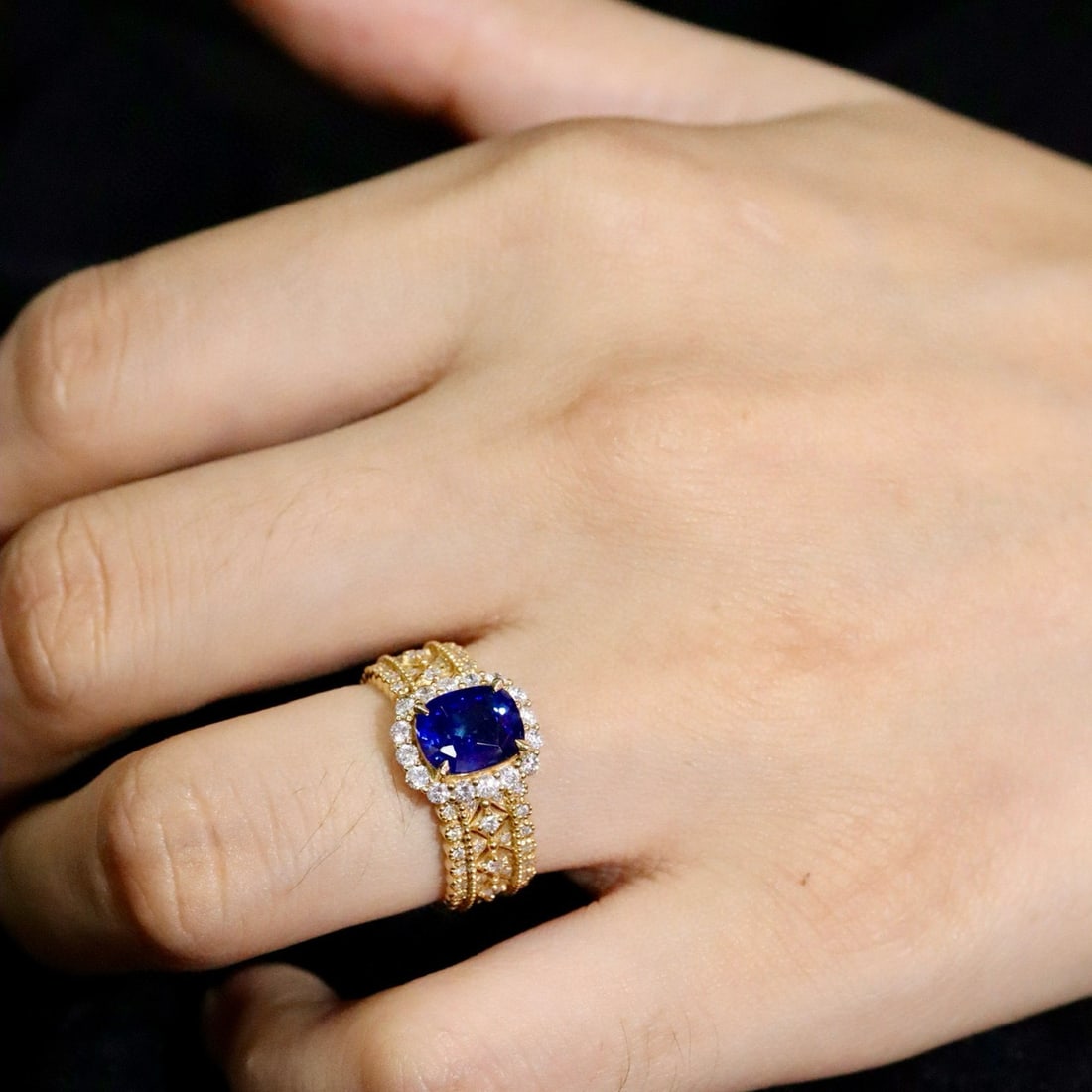 14k Gold 2.65 Ctw Natural Sapphire & Diamond Ring - 3