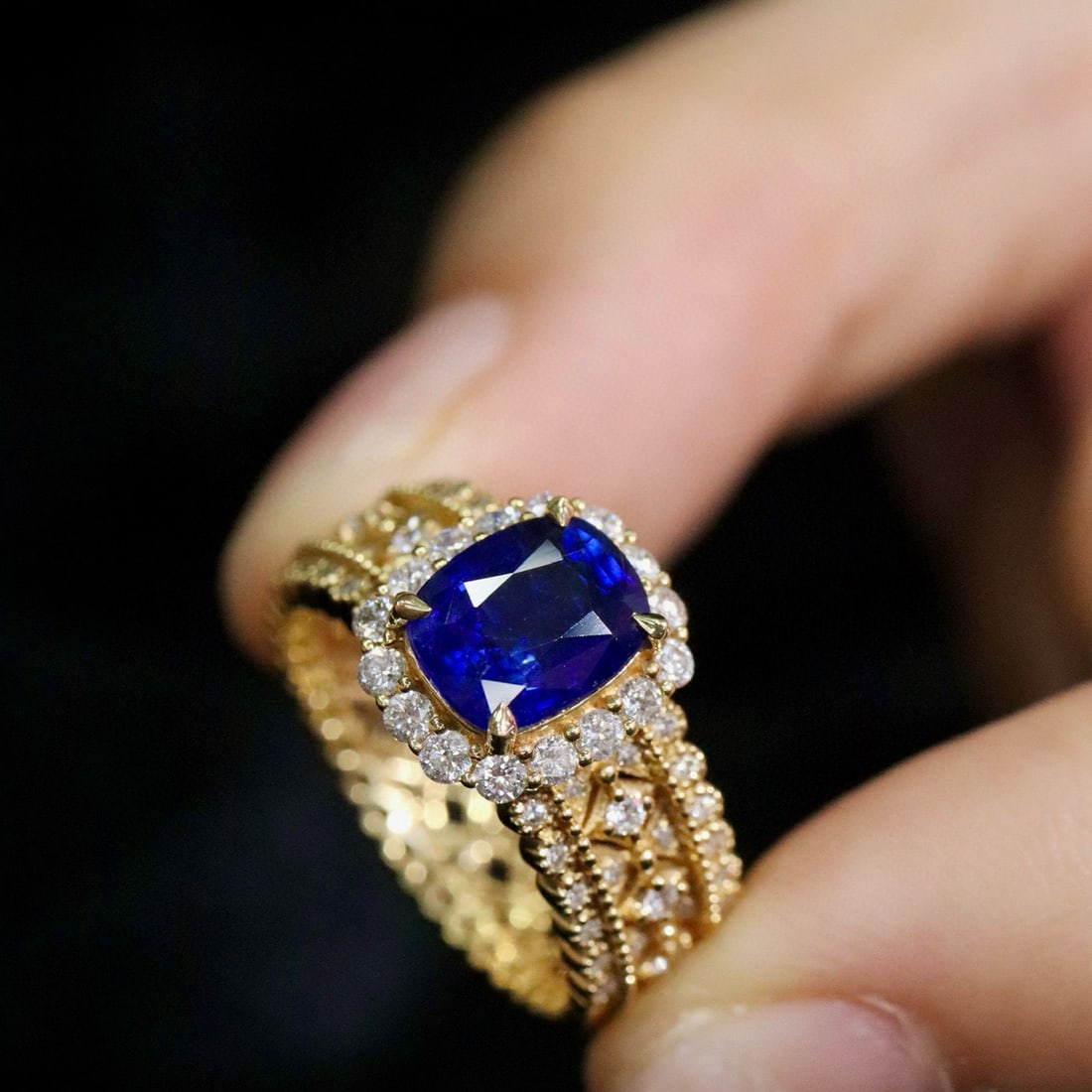 14k Gold 2.65 Ctw Natural Sapphire & Diamond Ring - 6