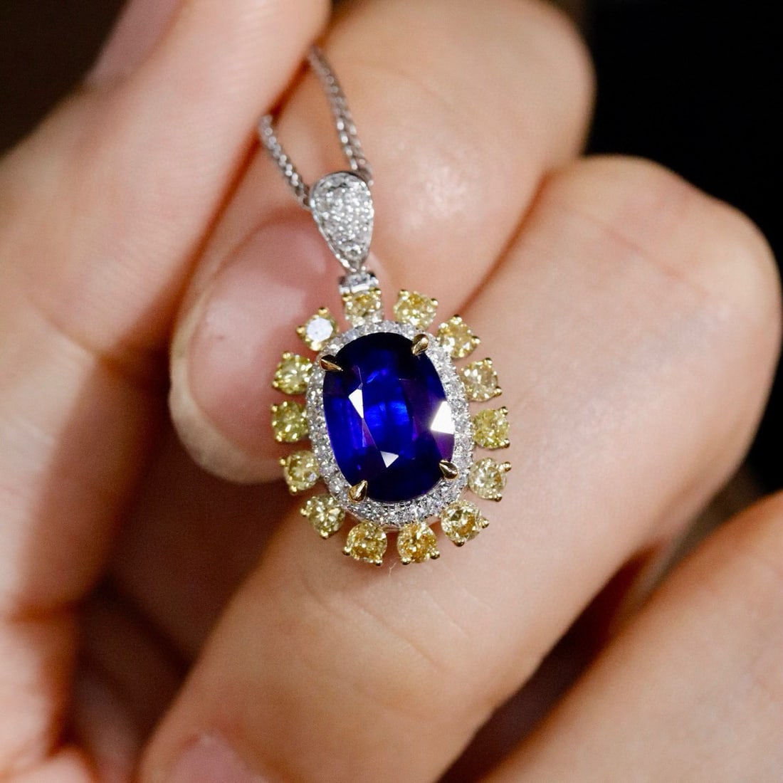14k Gold 2.69 Ctw Natural Sapphire & Diamond Pendant( Without Chain ): Ref:231036356 // gold content:14k gold // main gemstone:sapphire // shape:oval // carat weight:1. 70ct // color:blue // treatment:natural // // adjacent gemstone 2 : diamond // shape:round // carat