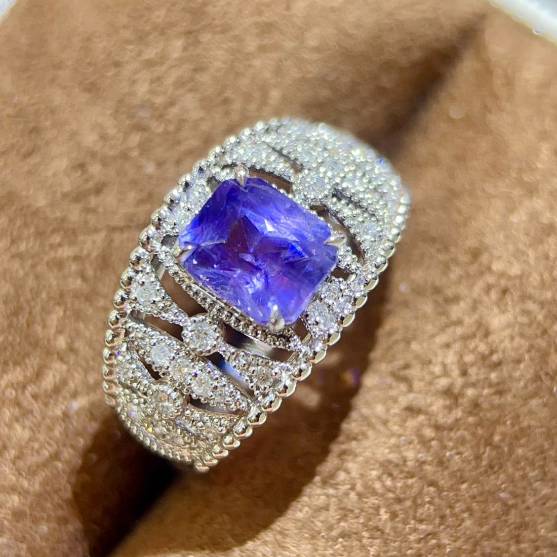 14k Gold 2.31 Ctw Natural Sapphire & Diamond Ring - 2