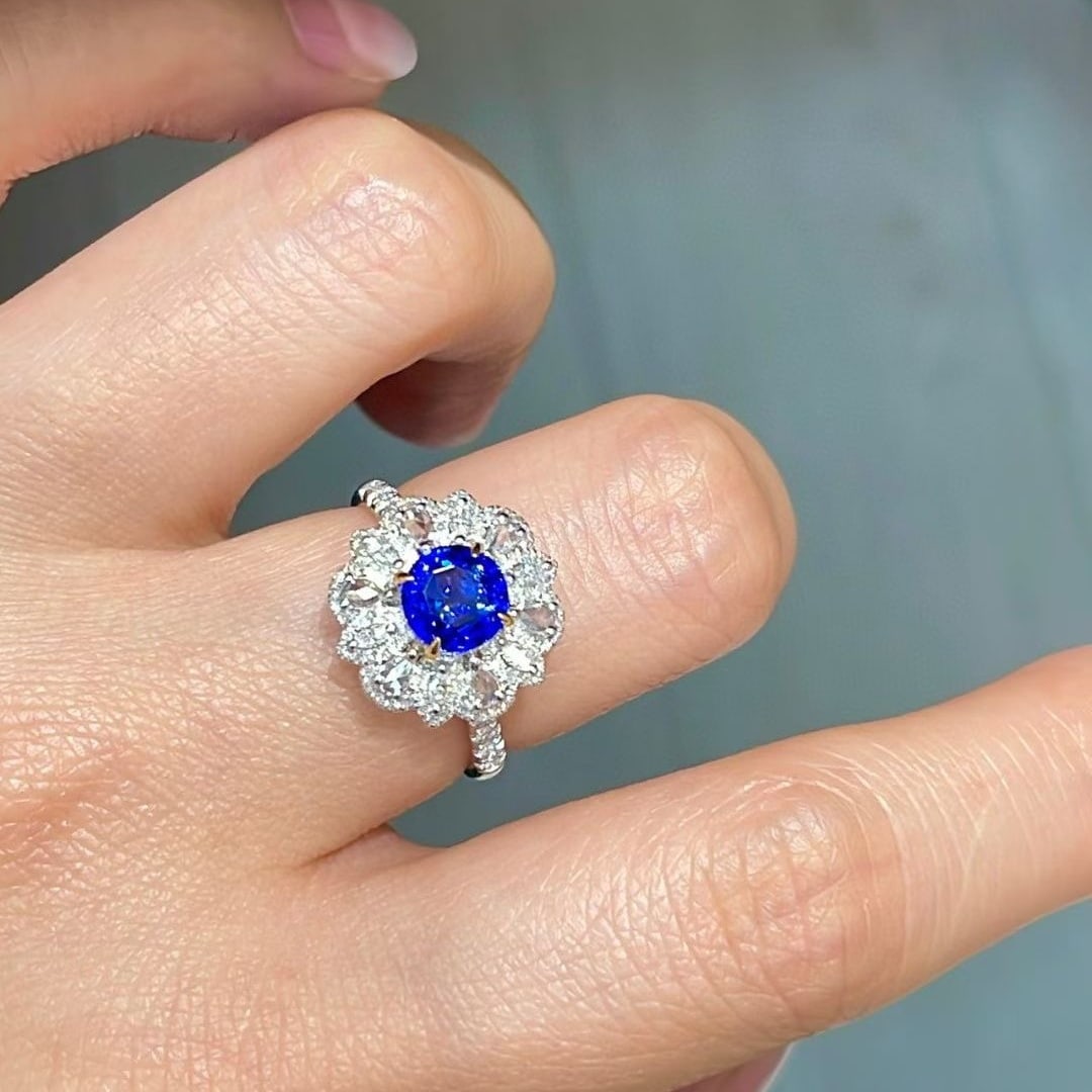14k Gold 1.55 Ct Natural Sapphire & Diamond Ring - 4