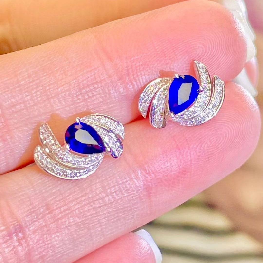 14k Gold 0.85 Ct Natural Sapphire & Diamond Earrings - 2