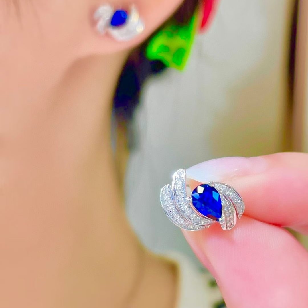 14k Gold 0.85 Ct Natural Sapphire & Diamond Earrings - 5