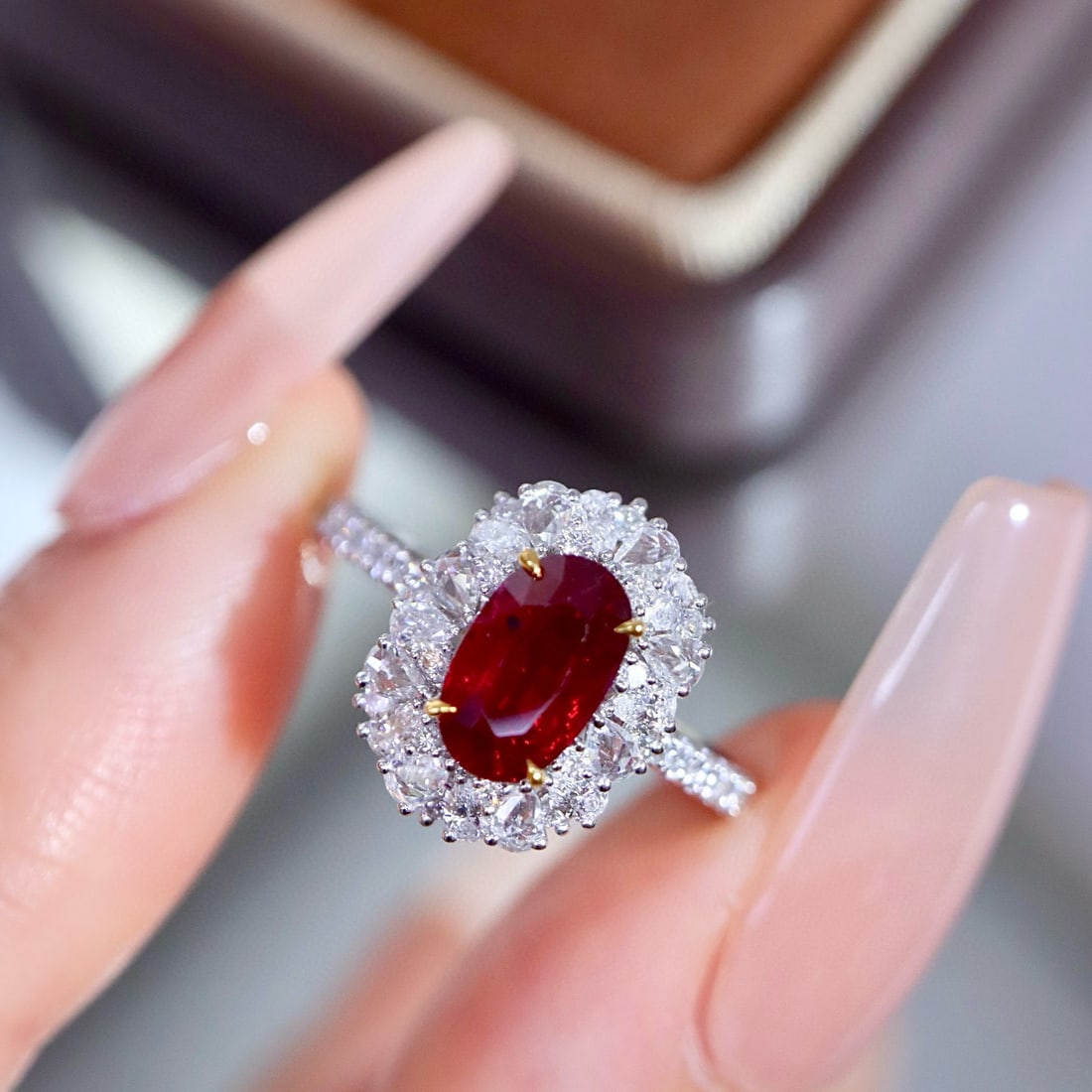 14k Gold 1.74 Ctw Natural Ruby & Diamond Ring: Ref:231036406 // gold content:14k gold // ring size:7. 25us // // main gemstone:ruby // shape:oval // carat weight:1. 16ct // color:red // treatment:natural // // adjacent gemstone 2 : diamond // shap