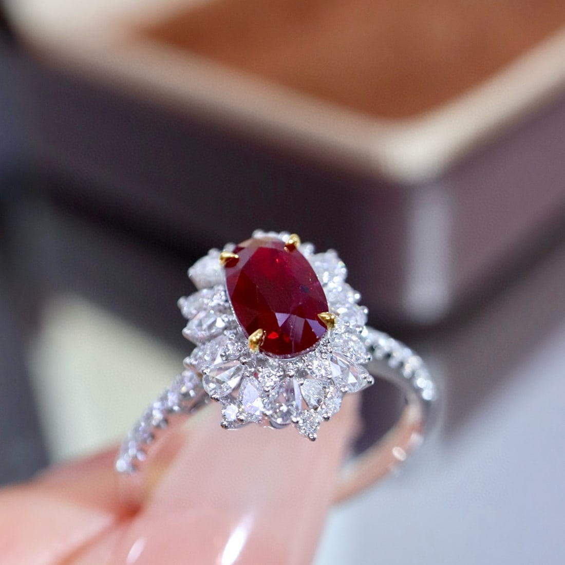 14k Gold 1.74 Ctw Natural Ruby & Diamond Ring - 4