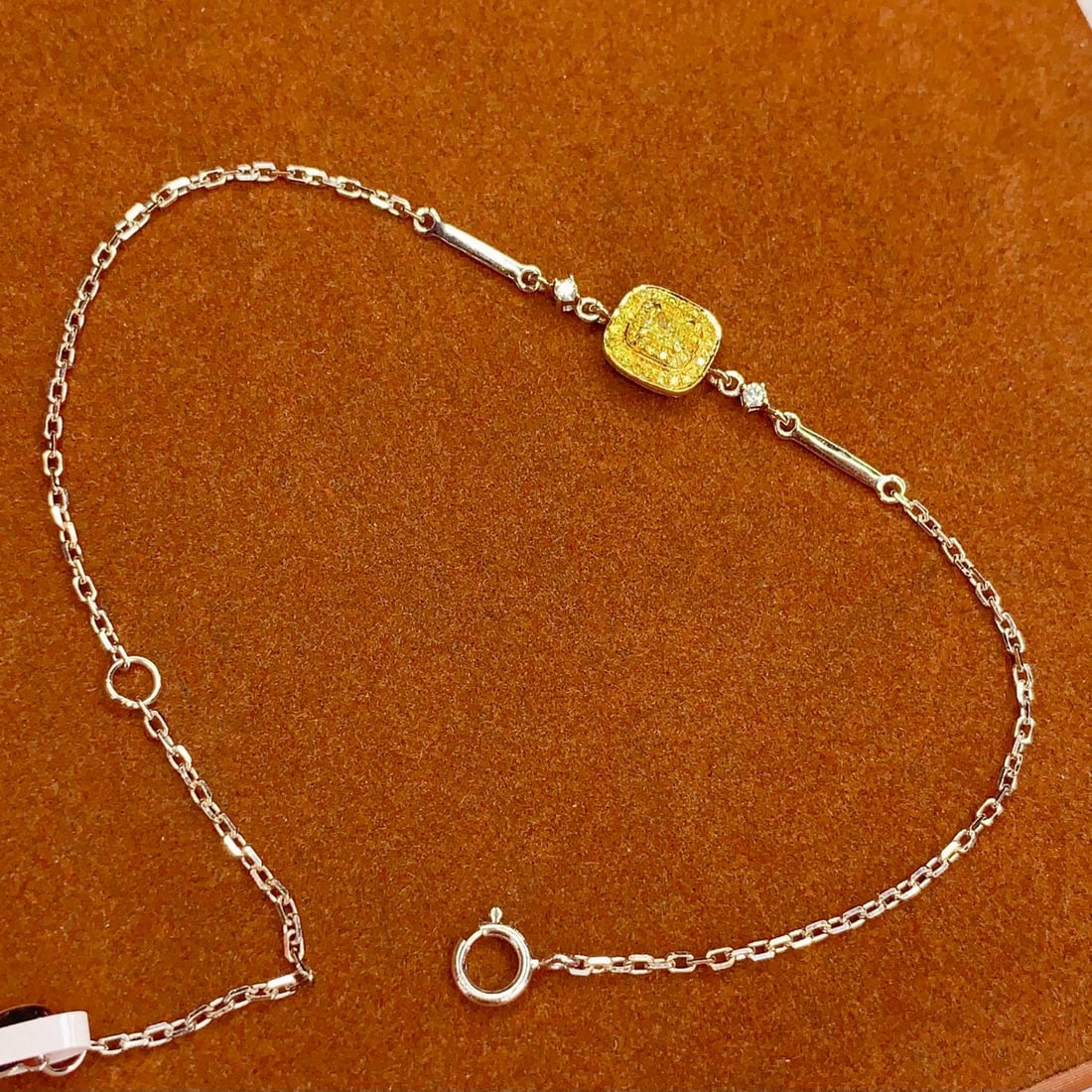 14k Gold 0.2 Ct Natural Yellow Diamond & Diamond Bracelet: Ref:231036423 // gold content:14k gold // main gemstone:yellow diamond // shape:cushion // carat weight:0. 2ct // color:yellow // treatment:natural // // adjacent gemstone 2 : diamond // number of