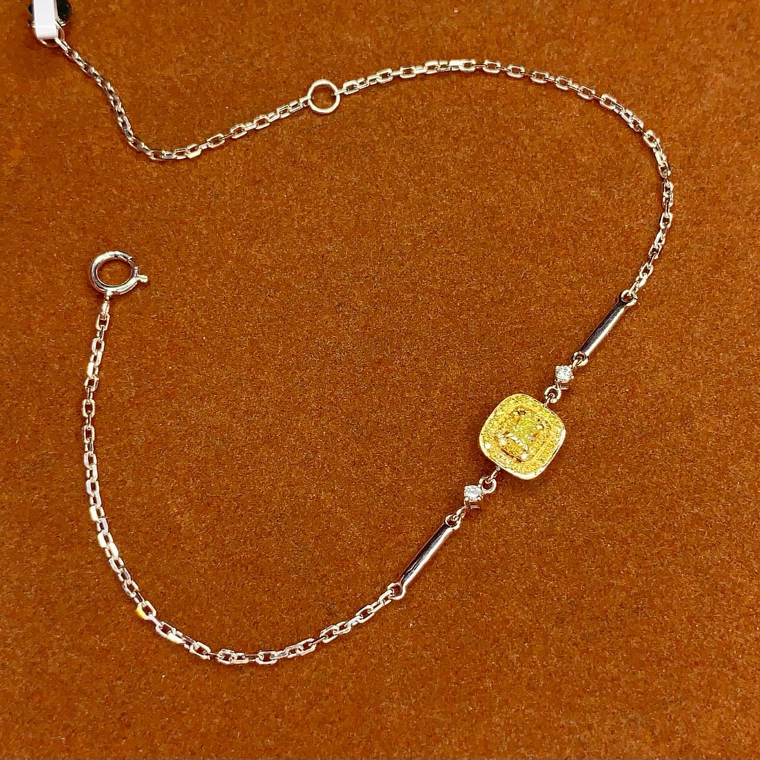 14k Gold 0.2 Ct Natural Yellow Diamond & Diamond Bracelet - 2