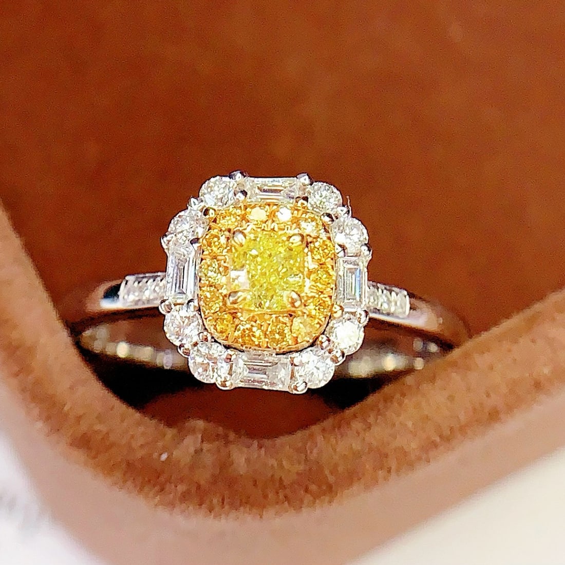 14k Gold 0.29 Ct Natural Yellow Diamond & Diamond Ring: Ref:231036425 // gold content:14k gold // ring size:7. 25us // // main gemstone:yellow diamond // shape:cushion // carat weight:0. 29ct // color:yellow // treatment:natural // // adjacent gemstone 2
