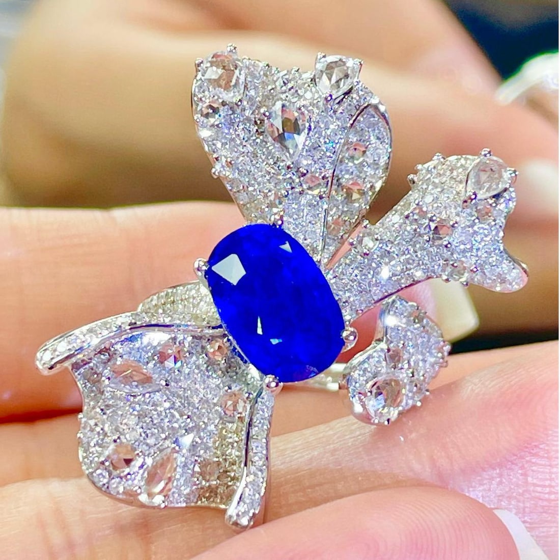 14k Gold 3.3 Ct Natural Sapphire & Diamond & Sapphire Ring: Ref:231037072 // gold content:14k gold // ring size:7. 25us // // main gemstone:sapphire // shape:oval // carat weight:3. 3ct // color:blue // treatment:natural // // adjacent gemstone 2 : diamond //