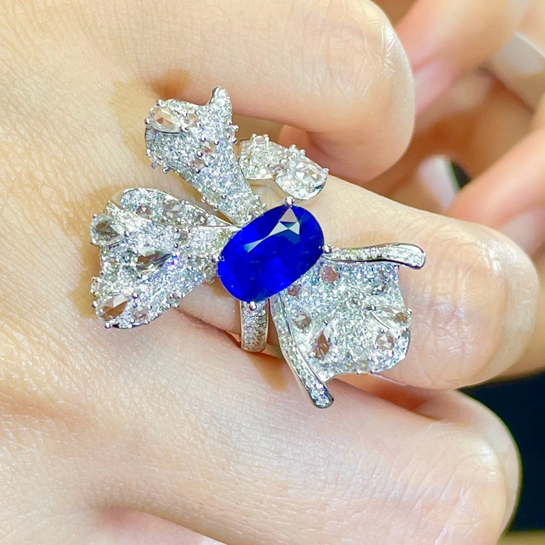 14k Gold 3.3 Ct Natural Sapphire & Diamond & Sapphire Ring - 3