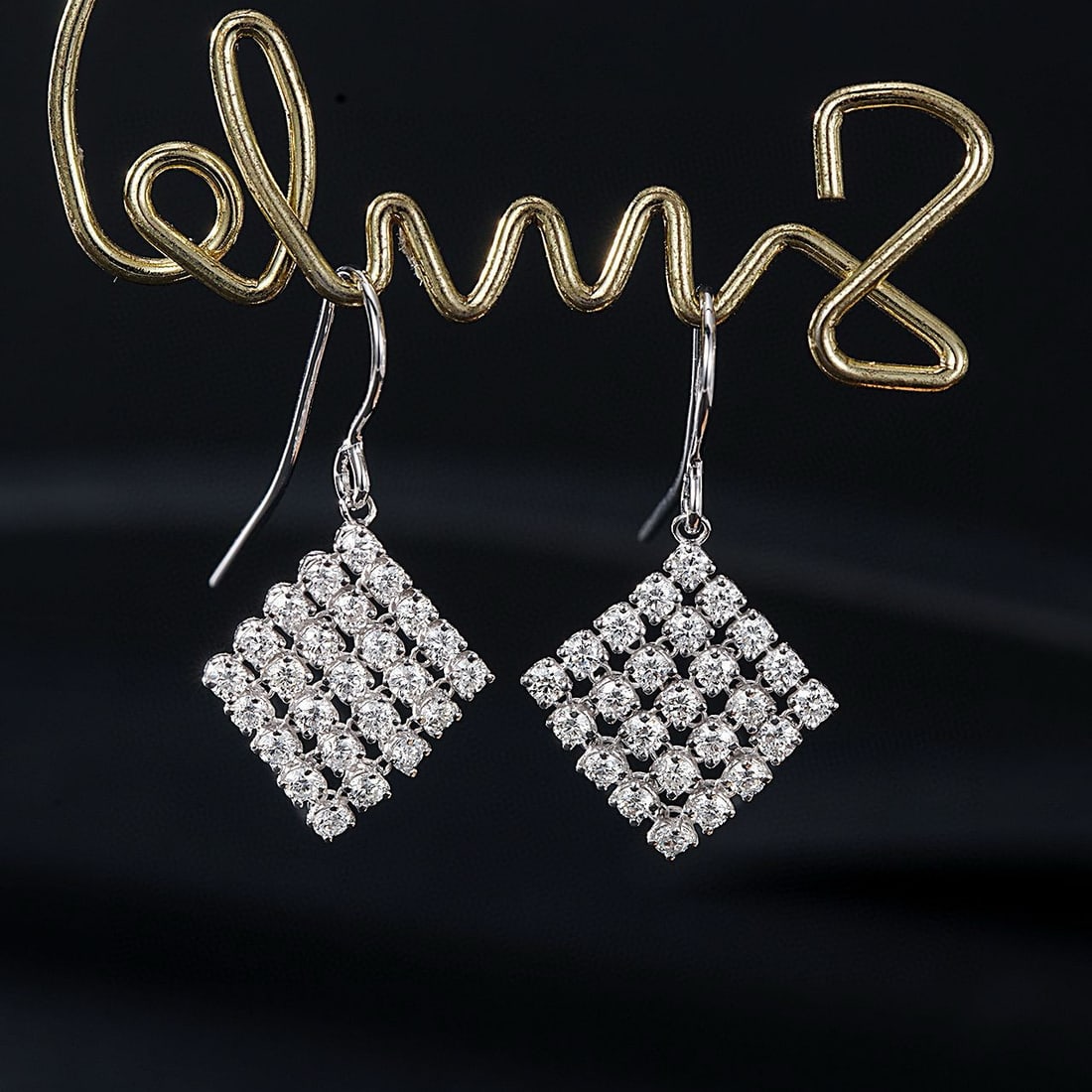 14k Gold 1.06 Ct Natural H Diamond Earrings: Ref:231037081 // gold content:14k gold // main gemstone:diamond // shape:round // carat weight:1. 06ct // clarity grade:vs-si // color:h // treatment:natural // cut grade:g // Condition: New Low