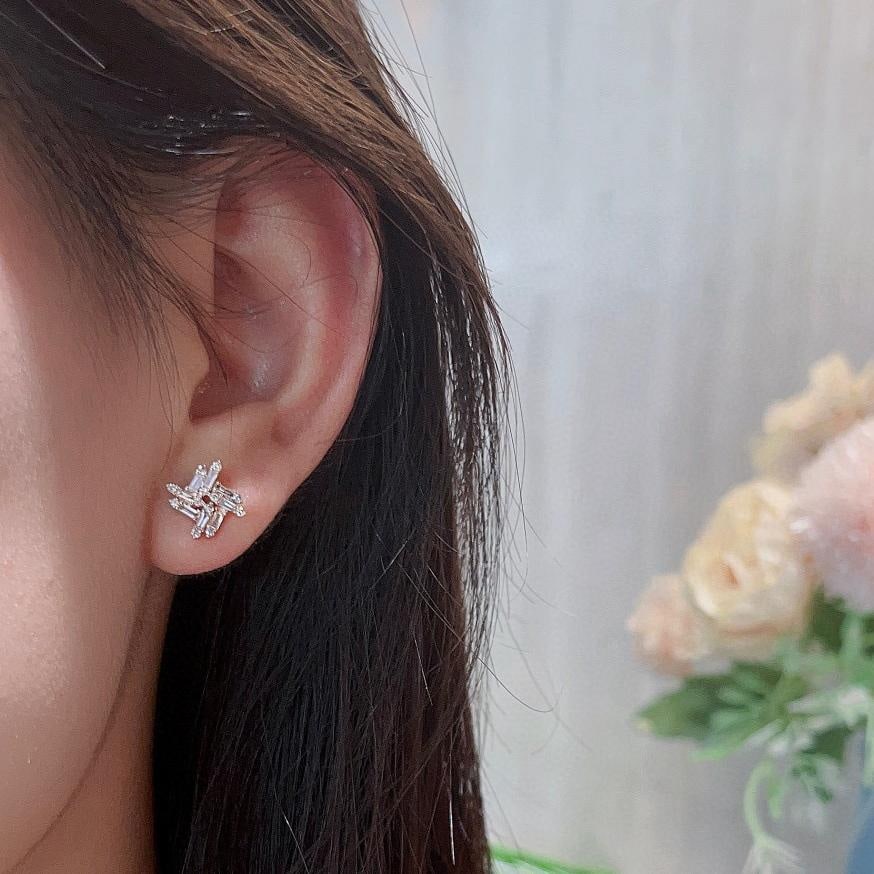 14k Gold 0.46 Ctw Natural H Diamond Earrings - 4