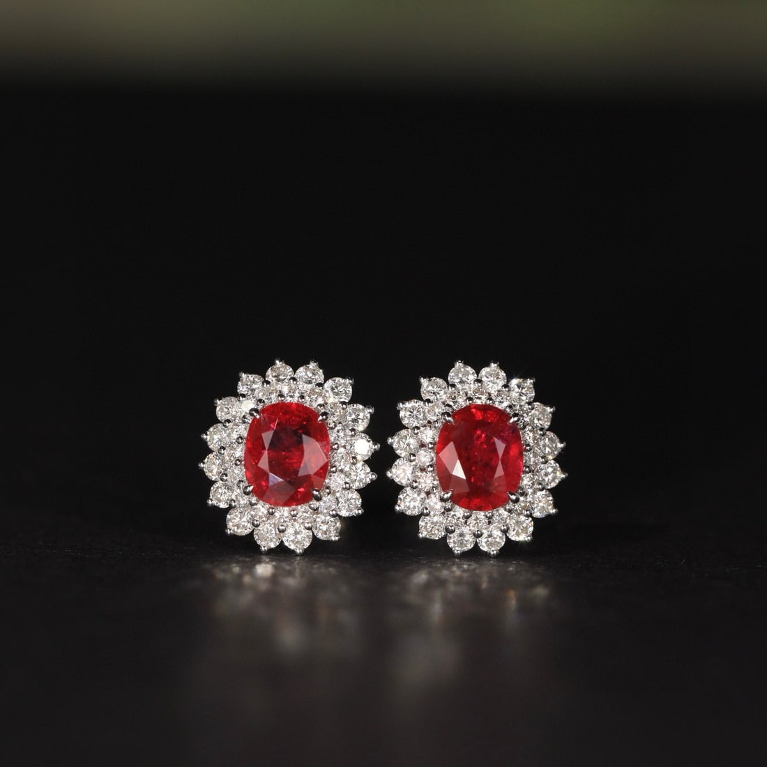 14k Gold 1.85 Ctw Natural Ruby & Diamond Earrings: Ref:231037133 // gold content:14k gold // main gemstone:ruby // shape:oval // carat weight:1. 16ct // color:pigeonblood red // treatment:natural // // adjacent gemstone 2 : diamond // shape:round // c